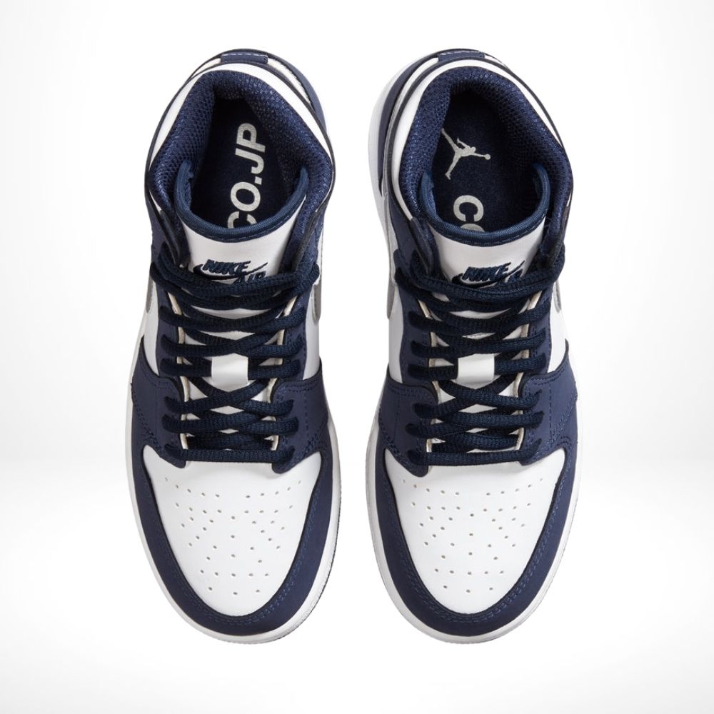 Air Jordan 1 Retro High in Midnight Navy - product image from the listing.