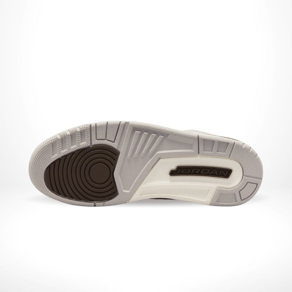 Palomino - Air Jordan 3 Retro - product image from the listing.