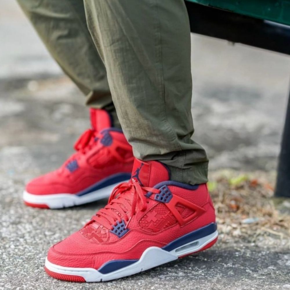 Air Jordan 4 Retro FIBA in Red - product image from the listing.