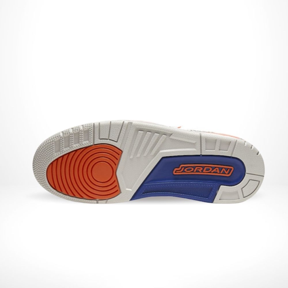 Air Jordan 3 Retro Knicks in Orange - product image from the listing.