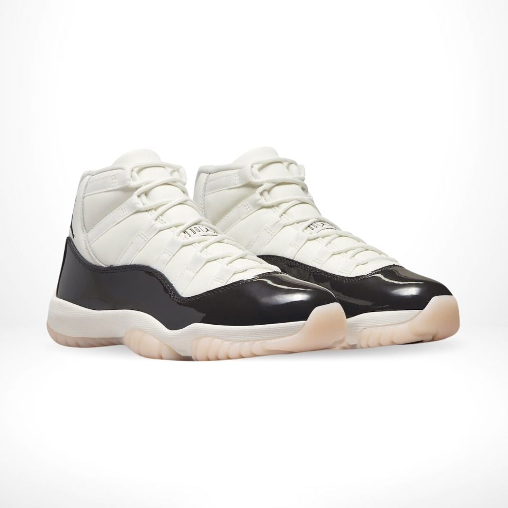 Neapolitan - Air Jordan 11 Retro - product image from the listing.