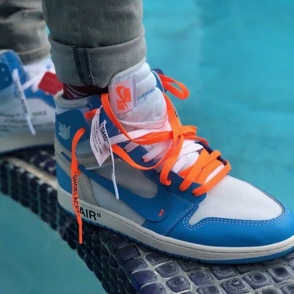 Air Jordan 1 High x in Off White University Blue White - product image from the listing.