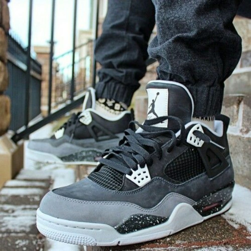 Fear Cool Grey - Air Jordan 4 Retro 2013 - product image from the listing.