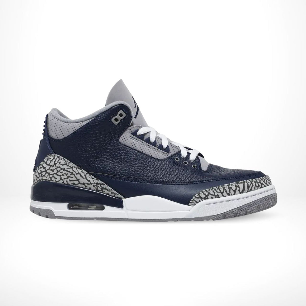 Air Jordan 3 Retro Georgetown in Midnight Navy - product image from the listing.