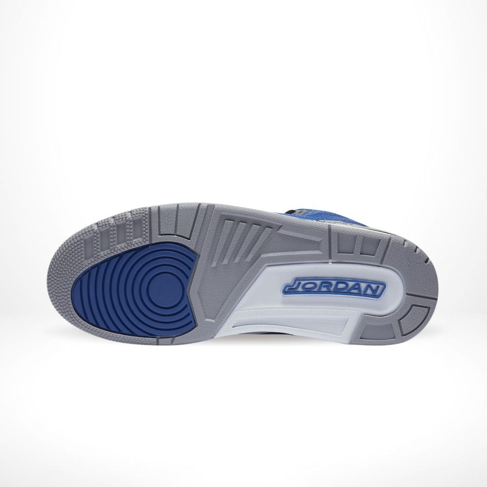 Varsity Royal Cement - Air Jordan 3 Retro - product image from the listing.