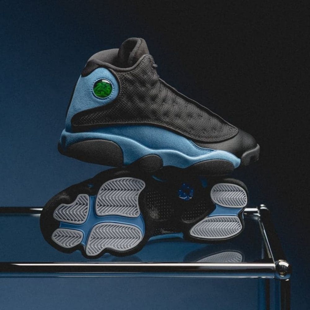 Air Jordan 13 Retro in Black University Blue - product image from the listing.