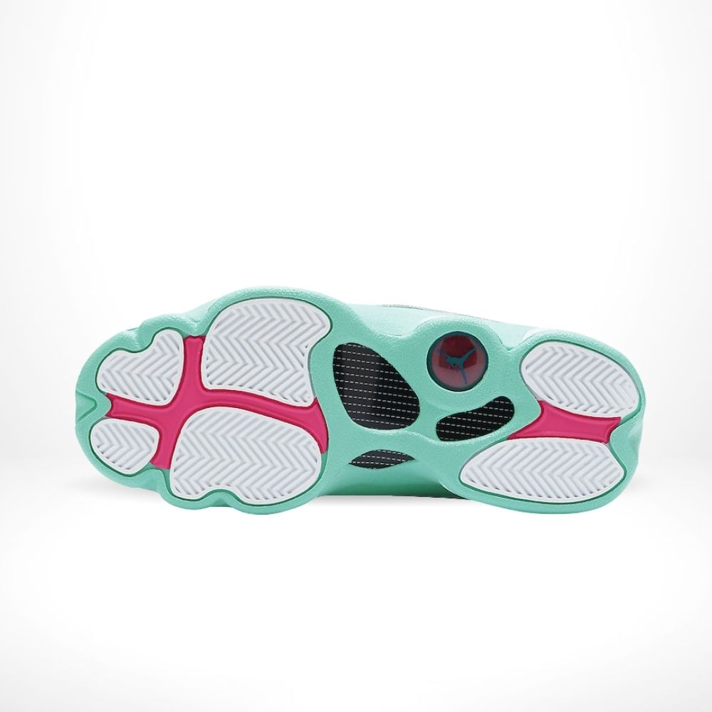Air Jordan 13 Retro Aurora in Green - product image from the listing.
