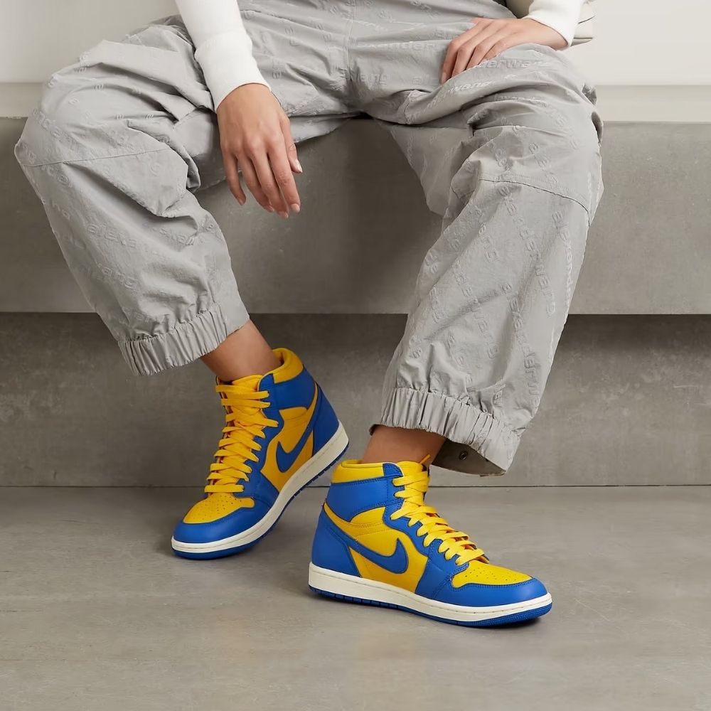 Reverse Laney Varsity Maize - Air Jordan 1 Retro High OG - product image from the listing.
