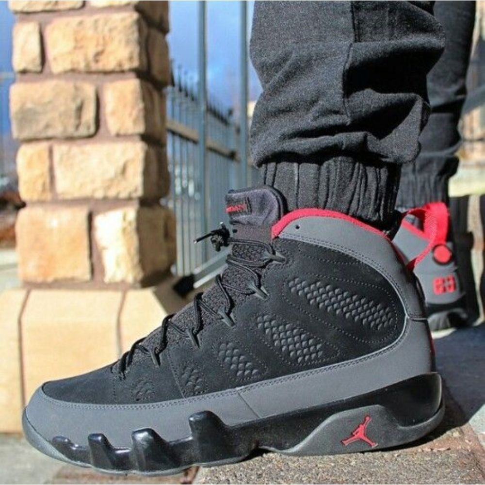 Dark Charcoal - Air Jordan 9 Retro 2010 - product image from the listing.