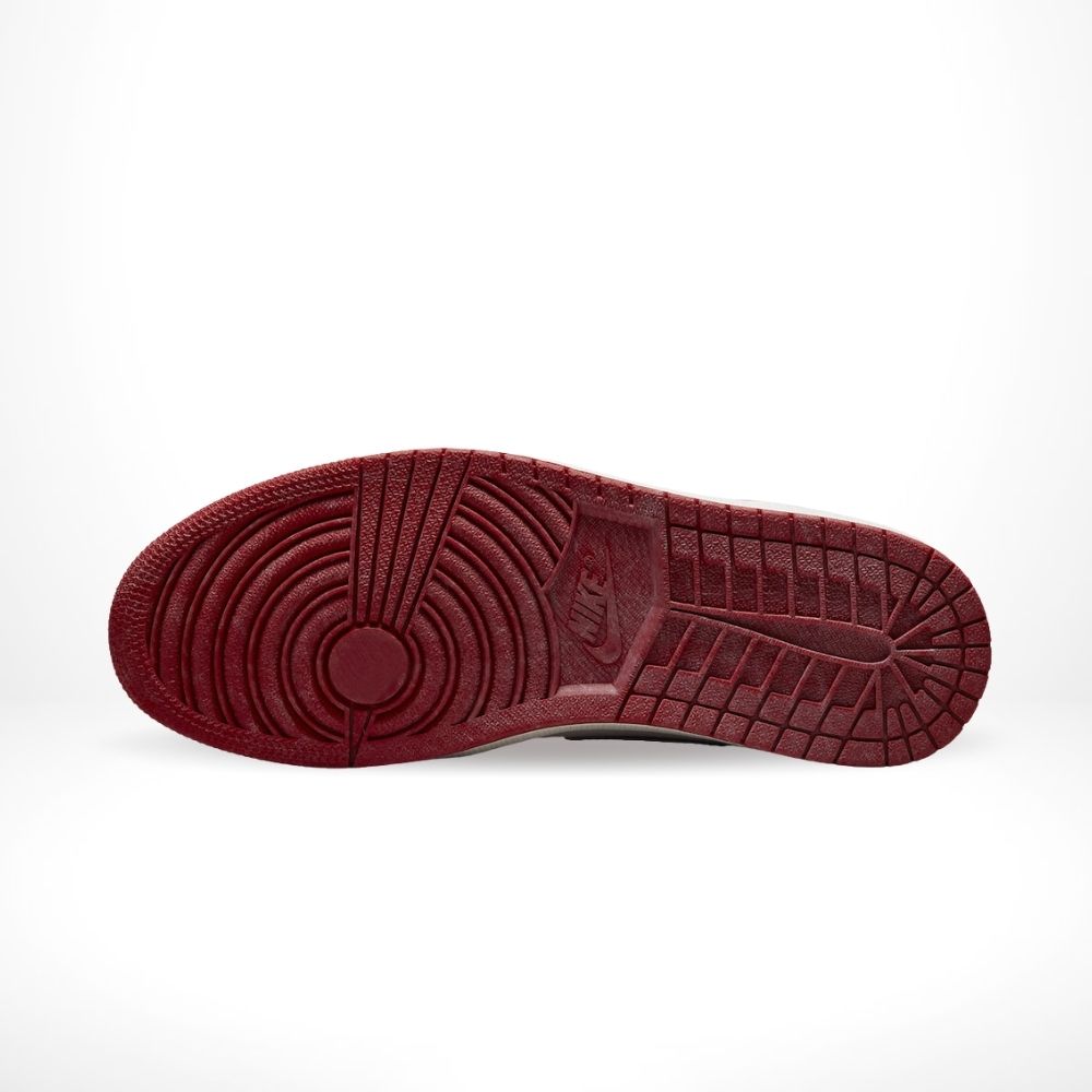 Air Jordan 1 Retro High OG Chicago Lost n Found in Red - product image from the listing.