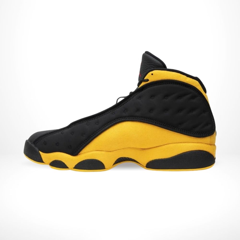 Air Jordan 13 Retro Melo Class of 2002 B-Grade in University Gold - product image from the listing.