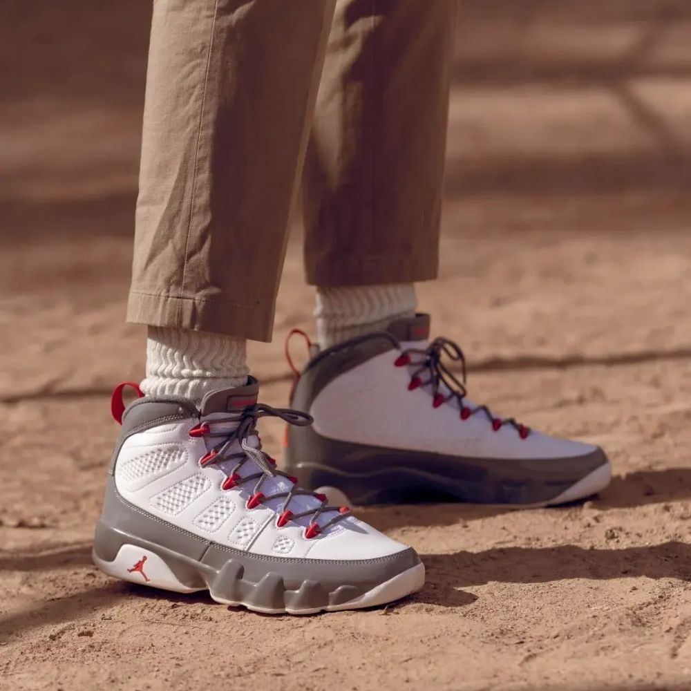 Air Jordan 9 Retro Fire in Red Grey - product image from the listing.