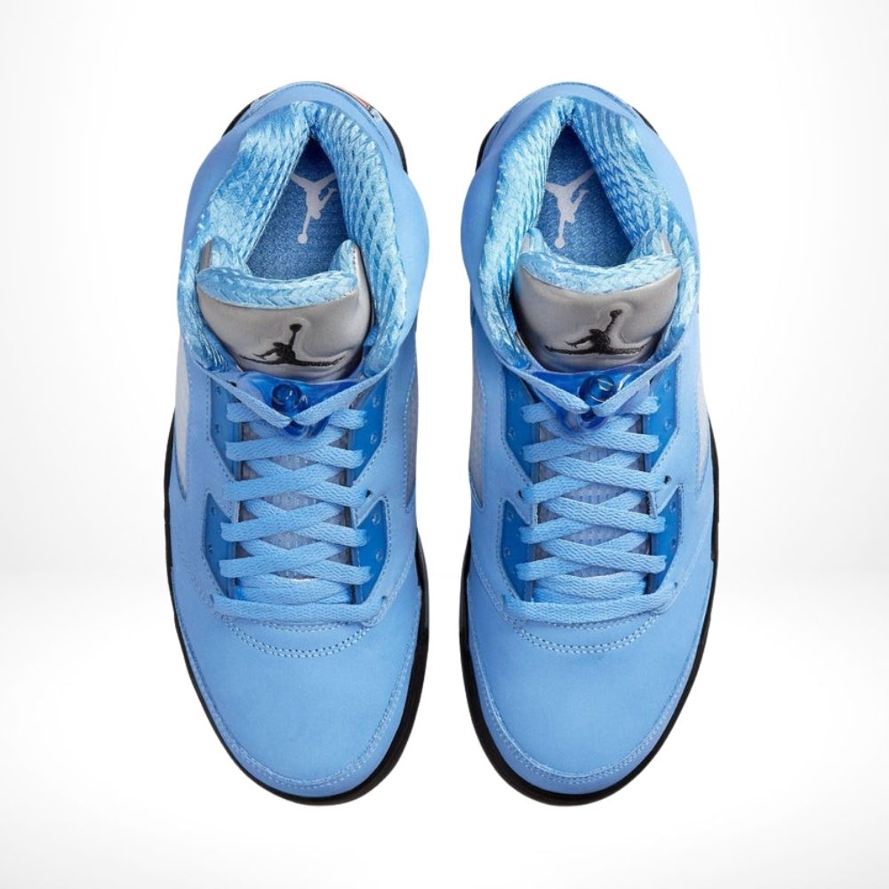 Air Jordan 5 Retro UNC in University Blue - product image from the listing.