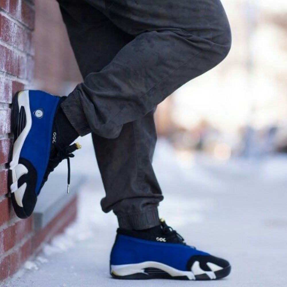 Air Jordan 14 Retro Laney Varsity in Royal - product image from the listing.
