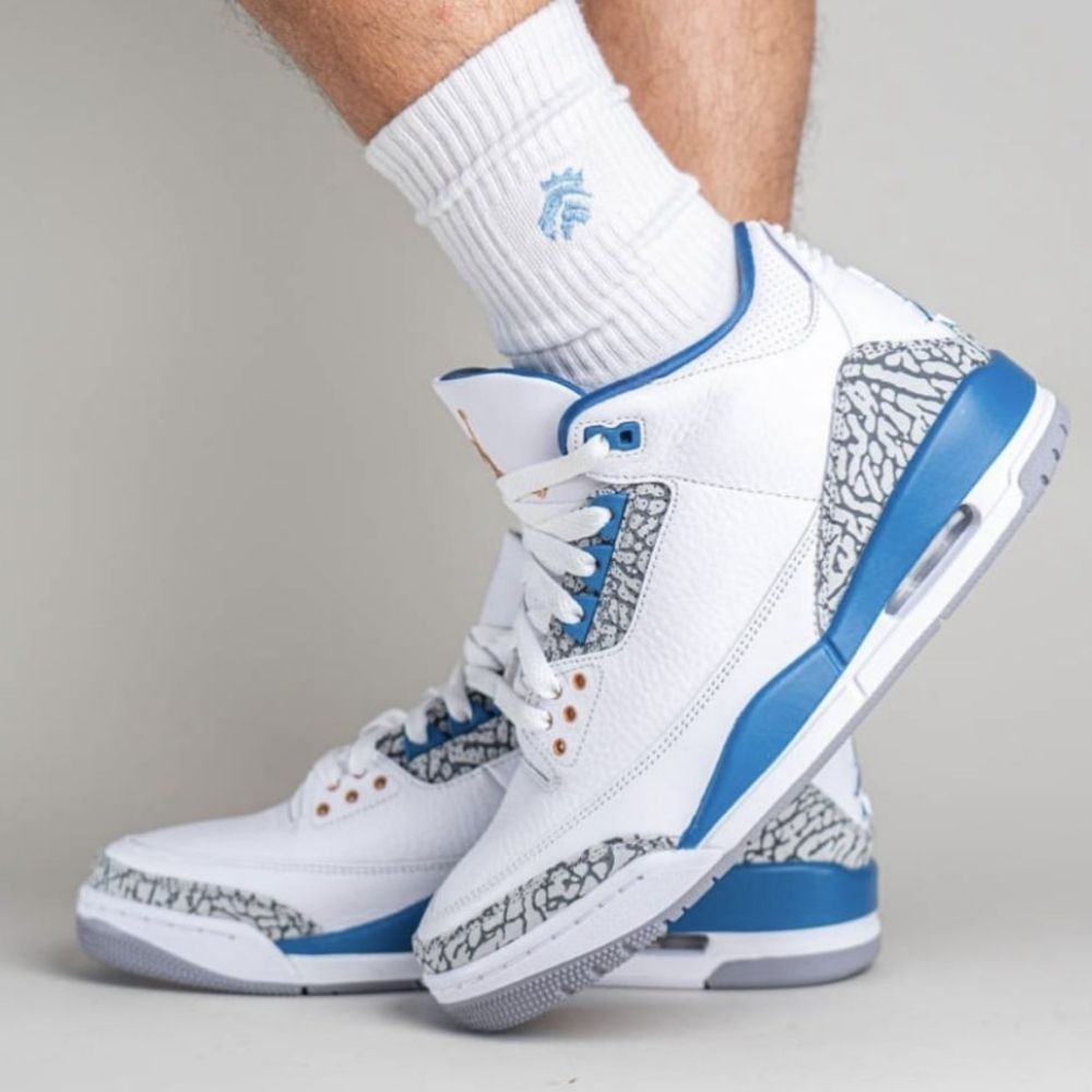 Washington Wizards - Air Jordan 3 Retro - product image from the listing.