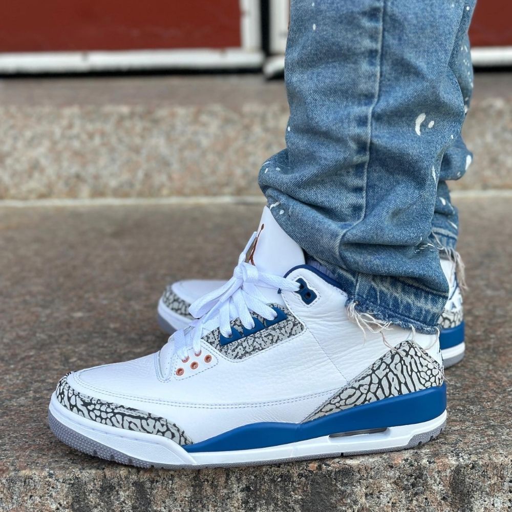 Washington Wizards - Air Jordan 3 Retro - product image from the listing.