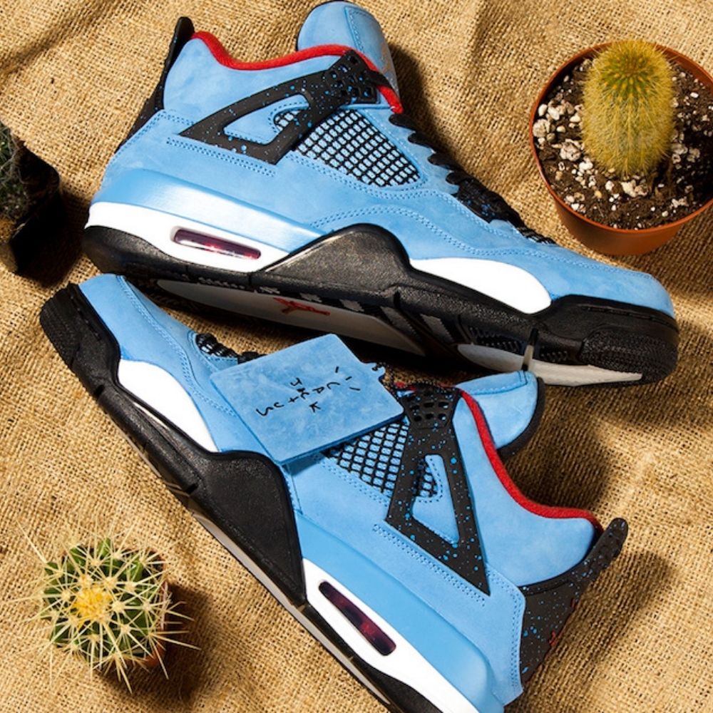 Air Jordan 4 Retro x Travis Scott Cactus Jack in University Blue - product image from the listing.