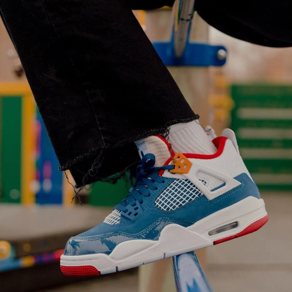 Messy Room - Air Jordan 4 Retro GS - product image from the listing.