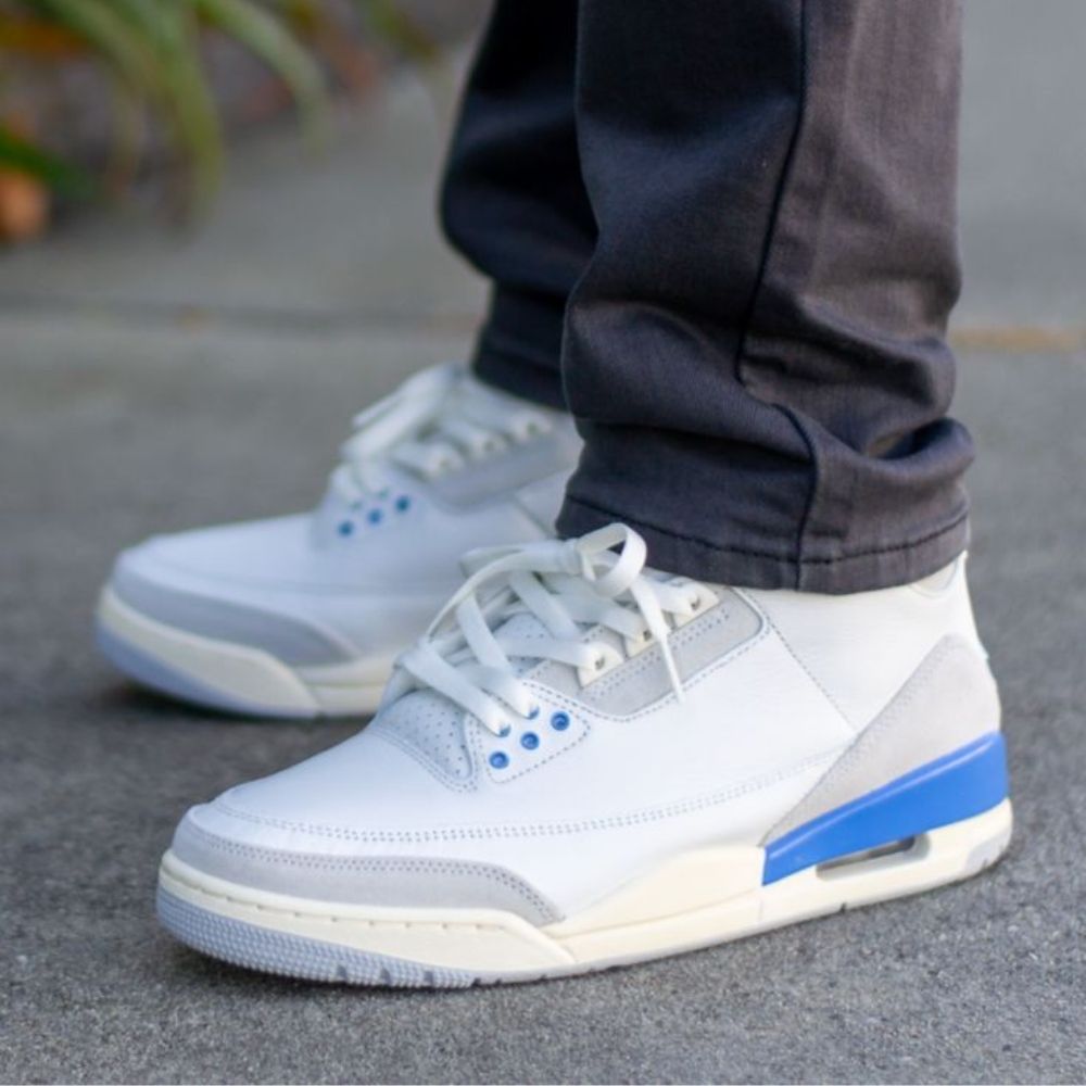 Air Jordan 3 Retro Lucky Shorts Hydrogen in Blue - product image from the listing.