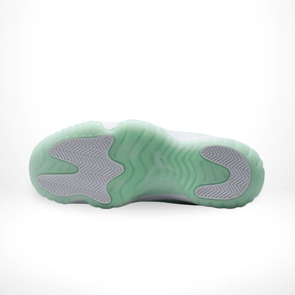 Air Jordan 11 Retro Low Igloo in White - product image from the listing.