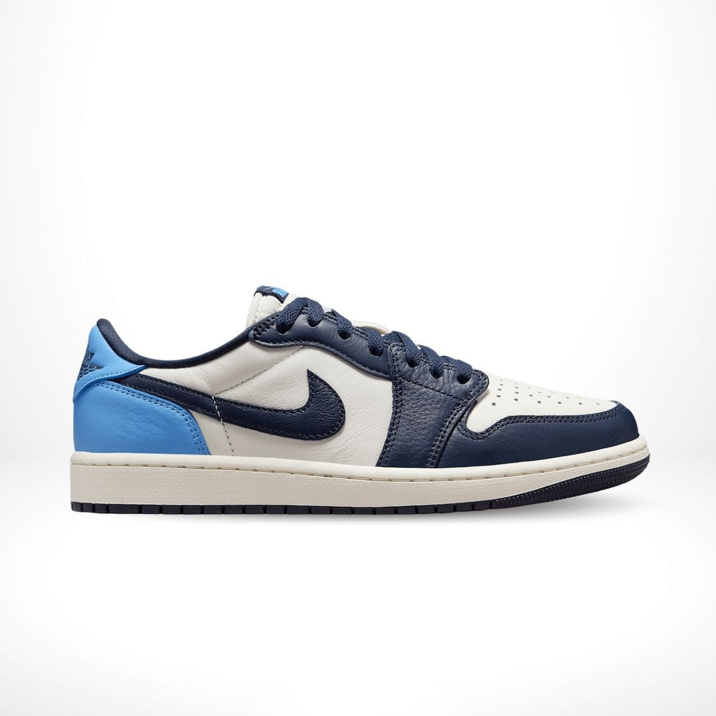 Jordan 1 Low OG Obsidian UNC in Blue Black - product image from the listing.