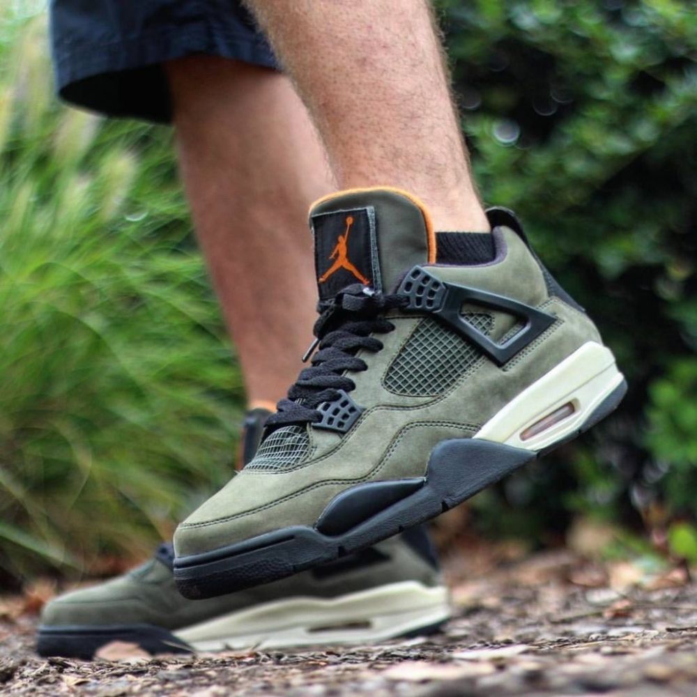 x Undefeated OG Deep Green - Air Jordan 4 2025 - product image from the listing.