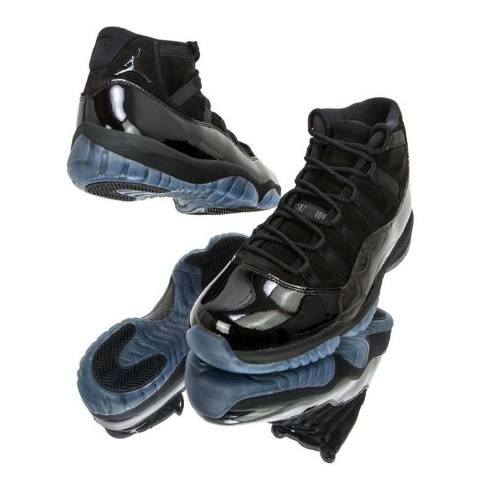 Cap and Gown - Air Jordan 11 Retro - product image from the listing.