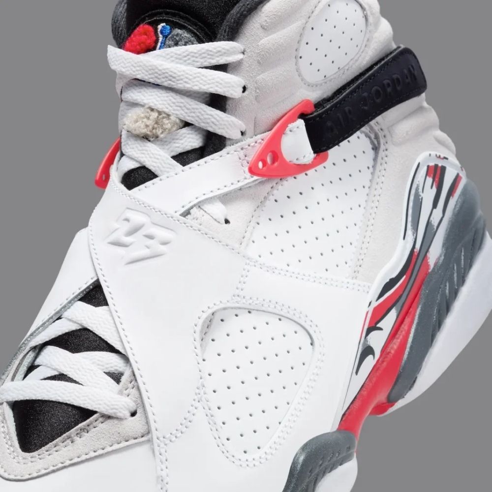 Bugs Bunny - Air Jordan 8 Retro 2025 - product image from the listing.