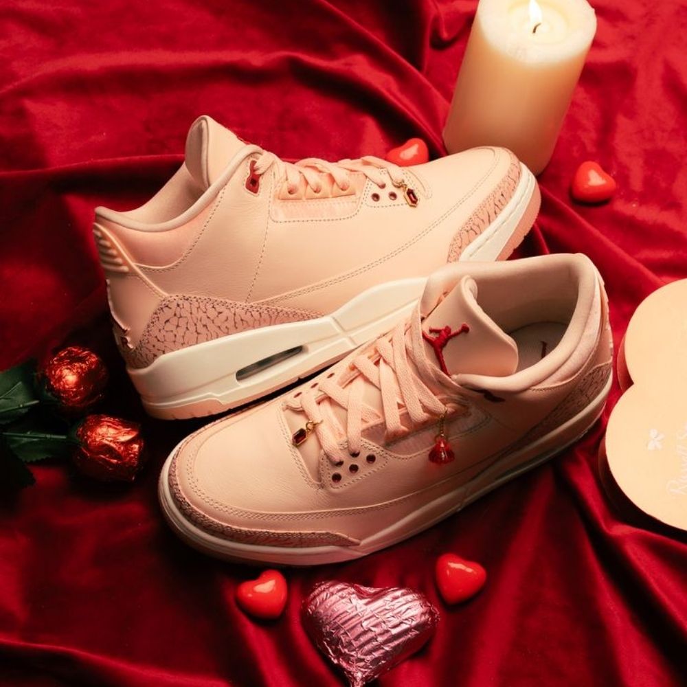Air Jordan 3 Valentine Day in Pink - product image from the listing.
