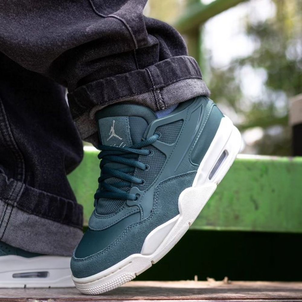 Air Jordan 4 RM Oxidized in Green - product image from the listing.