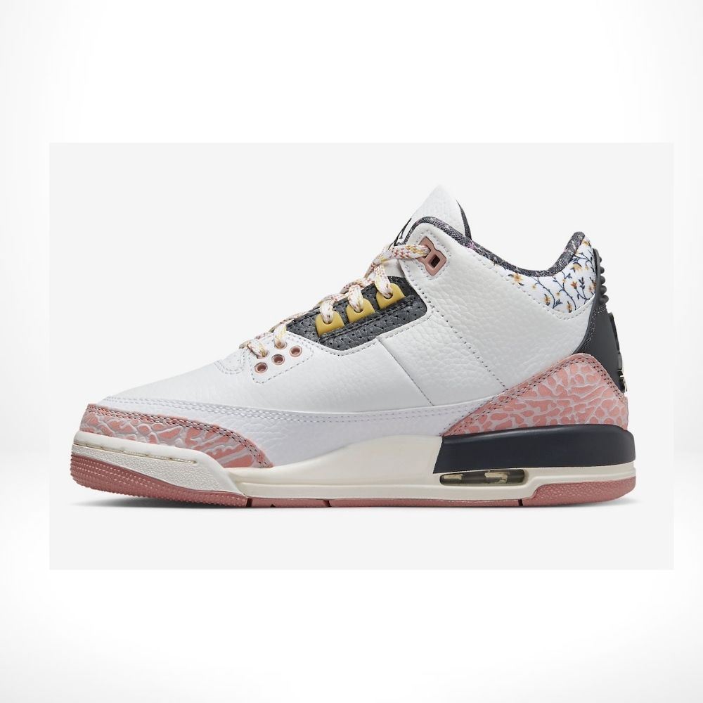 Red Stardust - Air Jordan 3 GS - product image from the listing.