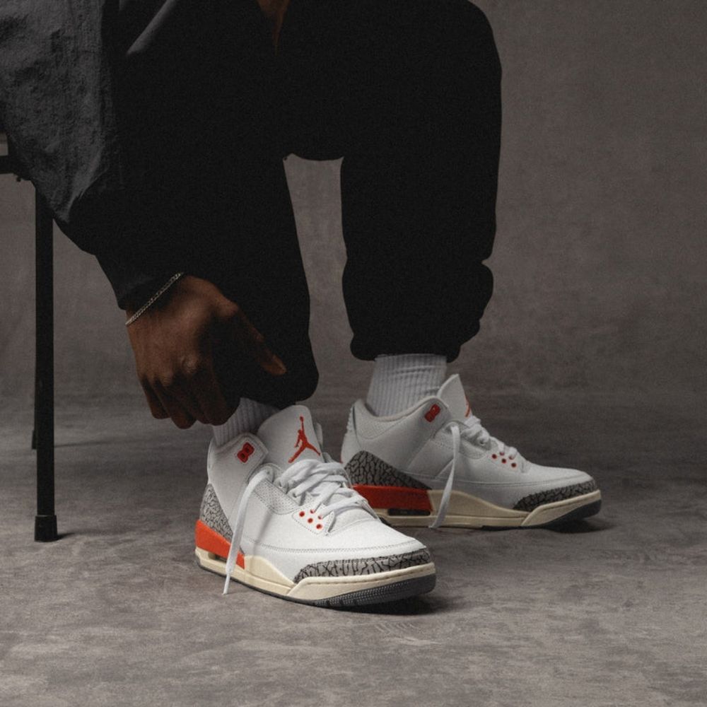Air Jordan 3 Retro Georgia in Peach - product image from the listing.