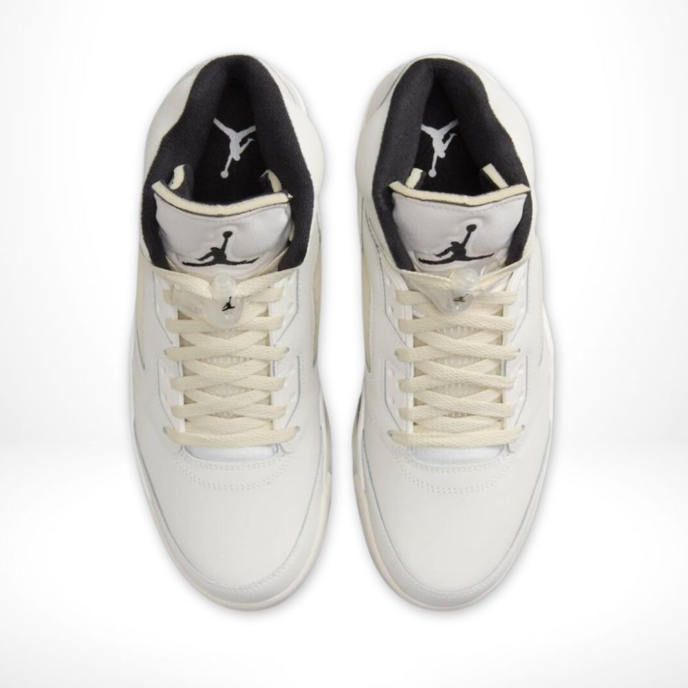 Air Jordan 5 Retro SE in Sail - product image from the listing.