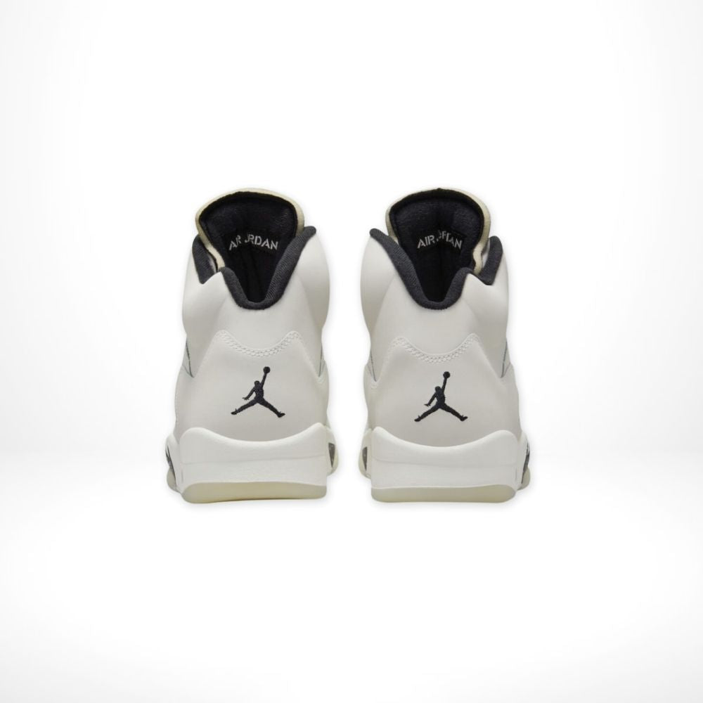 Air Jordan 5 Retro SE in Sail - product image from the listing.