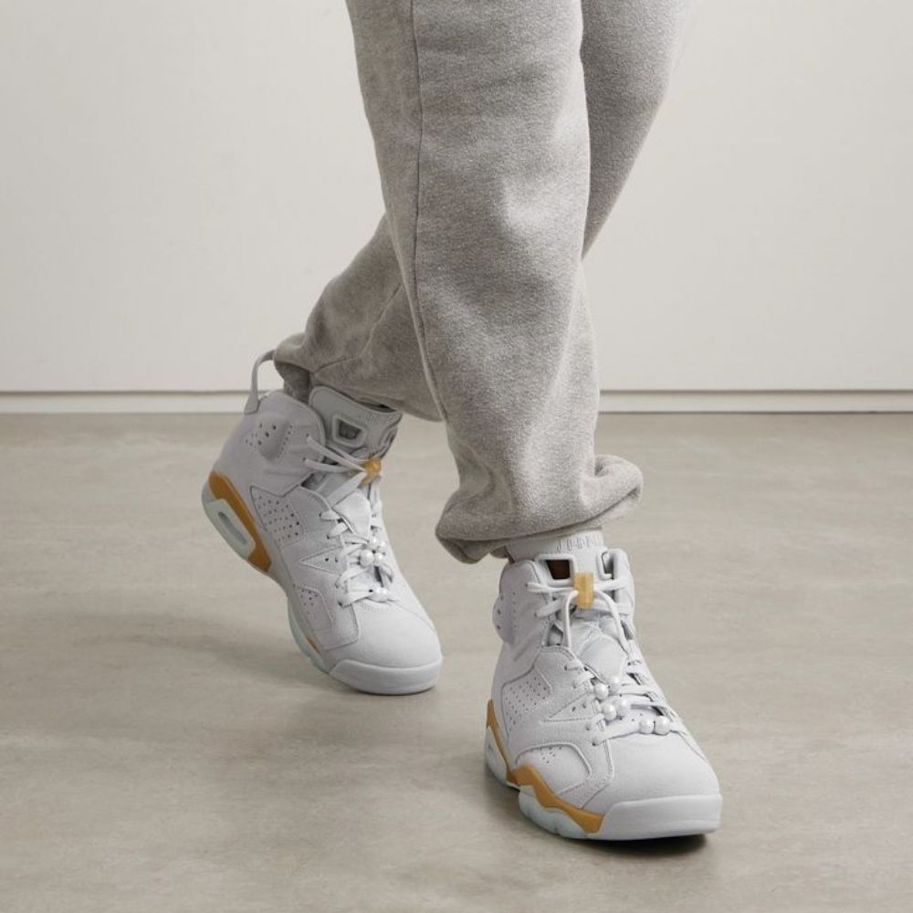 Air Jordan 6 Retro Craft Paris Olympics in Pearl - product image from the listing.