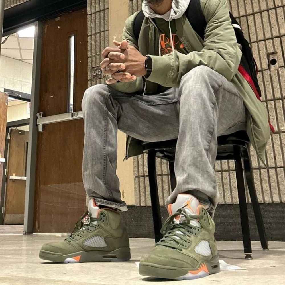 Olive - Air Jordan 5 Retro 2024 - product image from the listing.