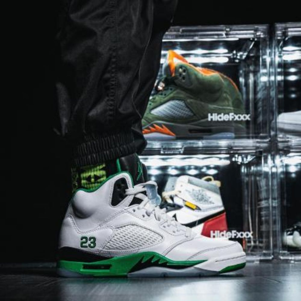 Air Jordan 5 Retro Lucky in Green - product image from the listing.