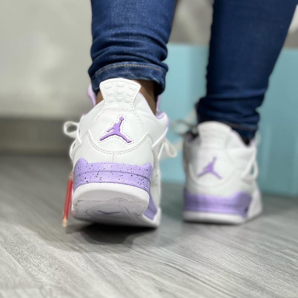Purple Oreo - Air Jordan 4 Retro - product image from the listing.