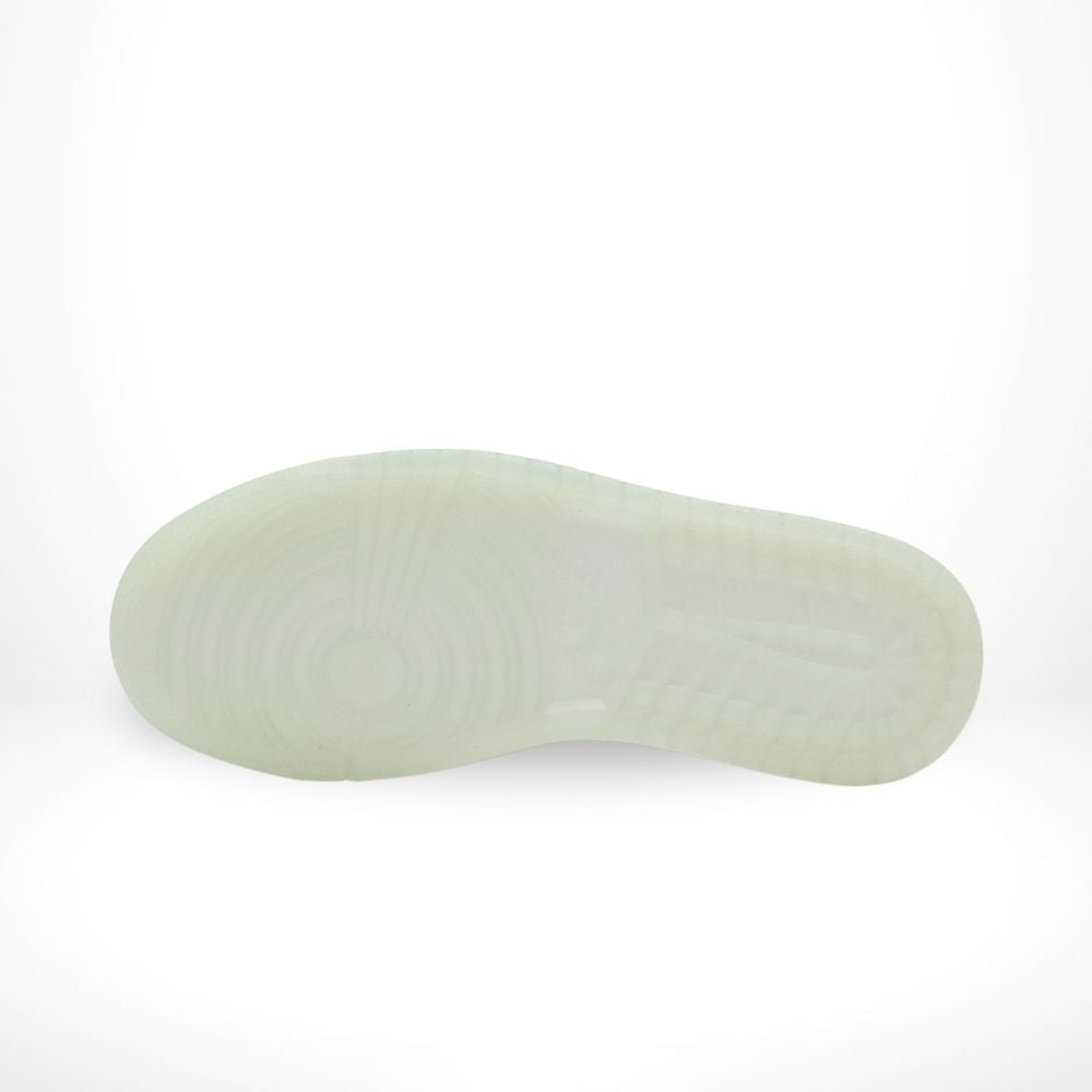 Air Jordan 1 Low Seafoam in Sail - product image from the listing.
