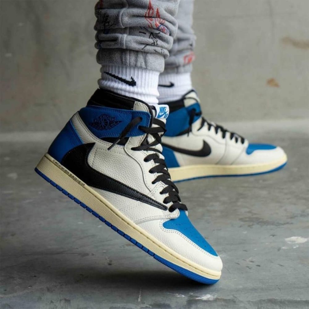 Air Jordan 1 High OG x Travis Scott x Fragment Military in Blue - product image from the listing.