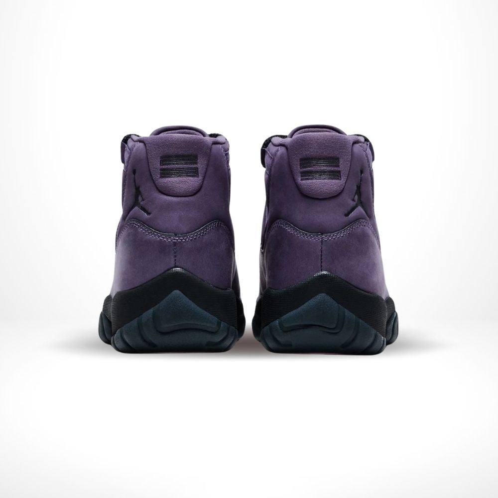Mojave - Air Jordan 11 Retro - product image from the listing.