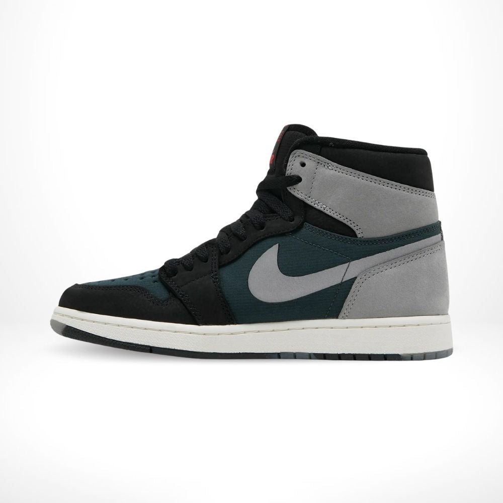 Air Jordan 1 Retro High Element Gore-Tex Black Particle in Grey - product image from the listing.