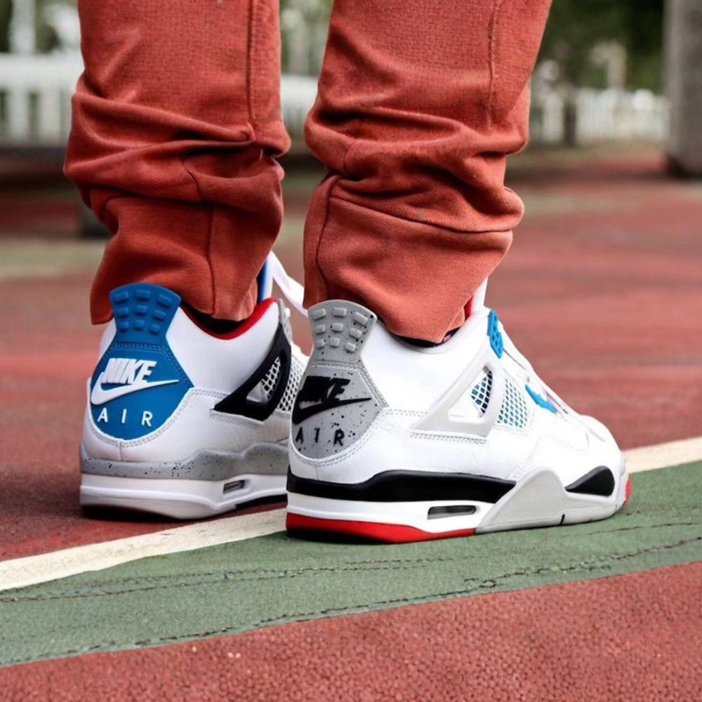 What The 4 - Air Jordan 4 Retro SE - product image from the listing.