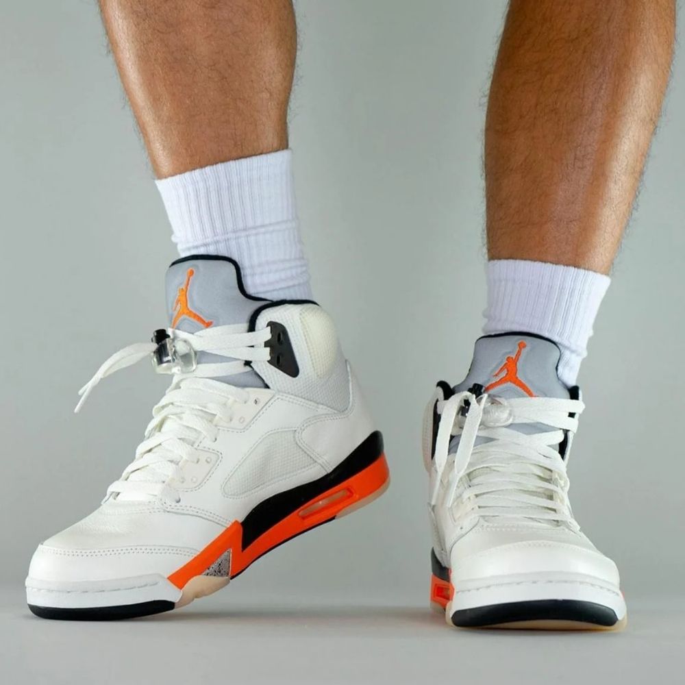 Shattered Backboard - Air Jordan 5 Retro - product image from the listing.