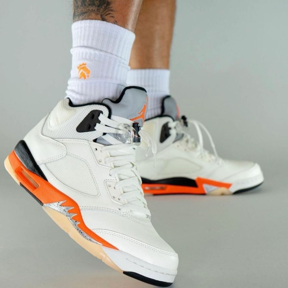 Shattered Backboard - Air Jordan 5 Retro - product image from the listing.
