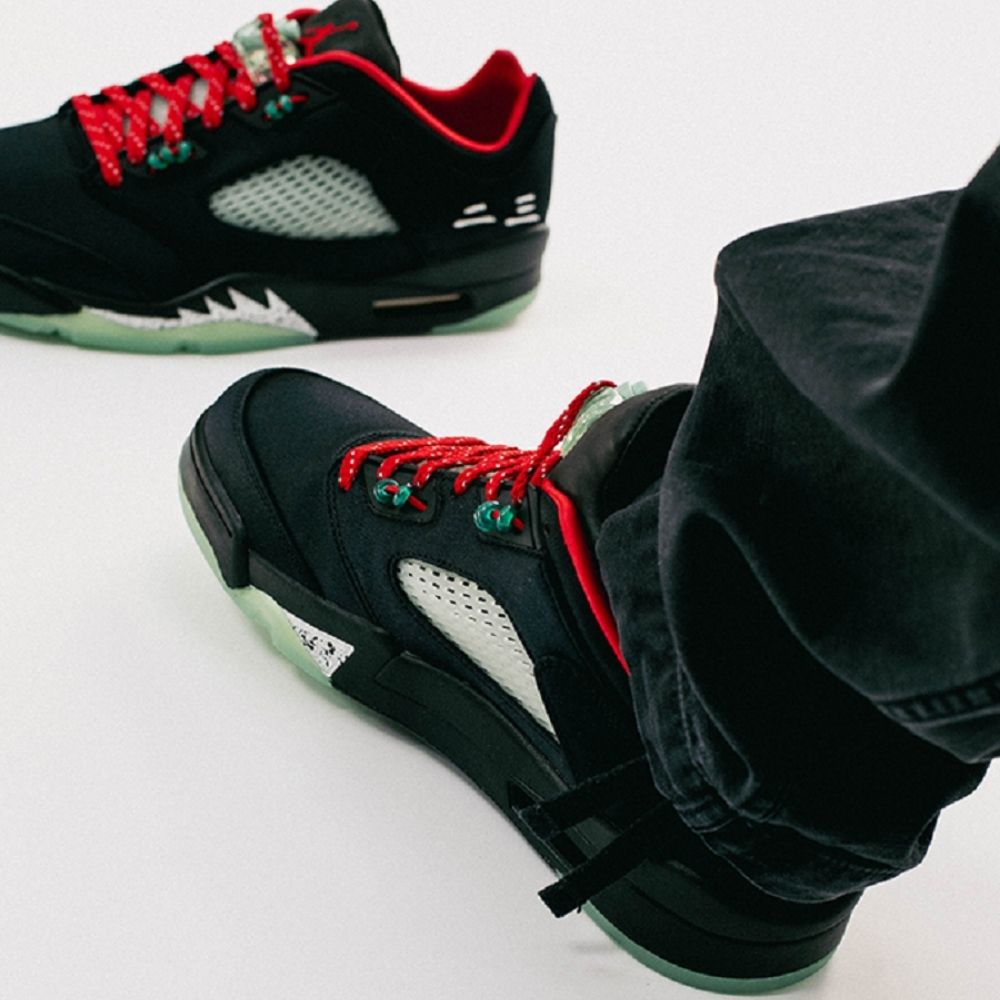 Air Jordan 5 Retro Low x CLOT in Jade Black - product image from the listing.