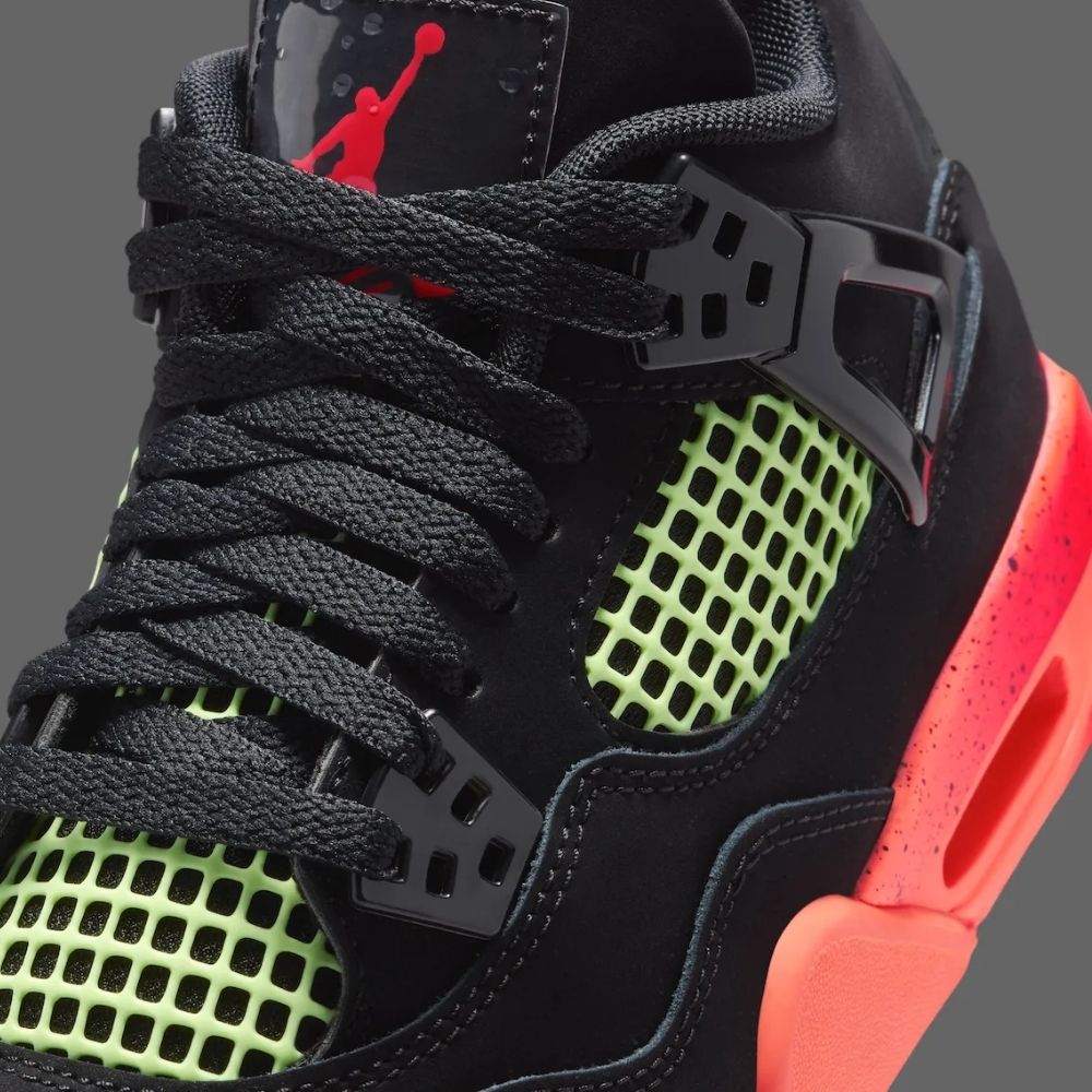 Black Infrared 23 - Air Jordan 4 Retro - product image from the listing.