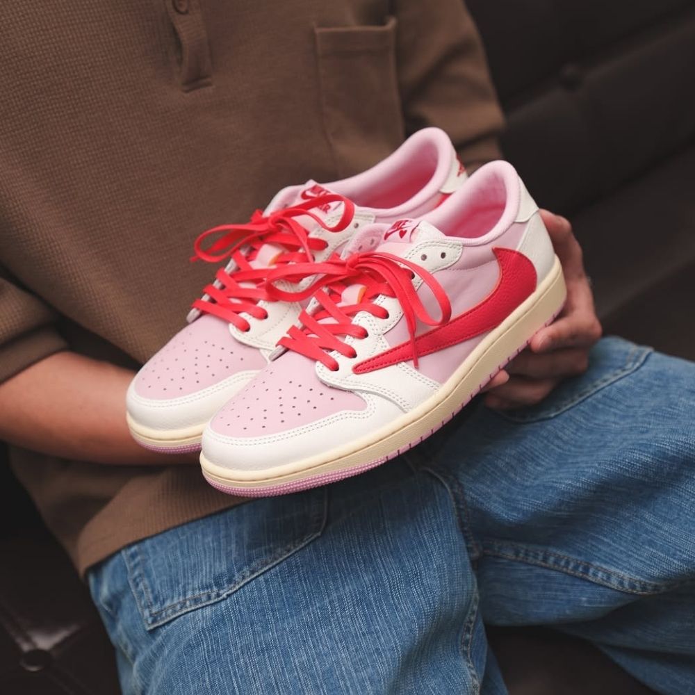 Air Jordan 1 Retro Low OG x Travis Scott Sail Tropical in Pink - product image from the listing.