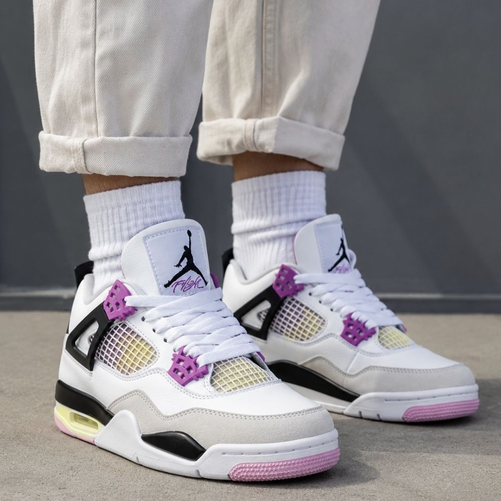 Comic White Pink Custom - Air Jordan 4 - product image from the listing.