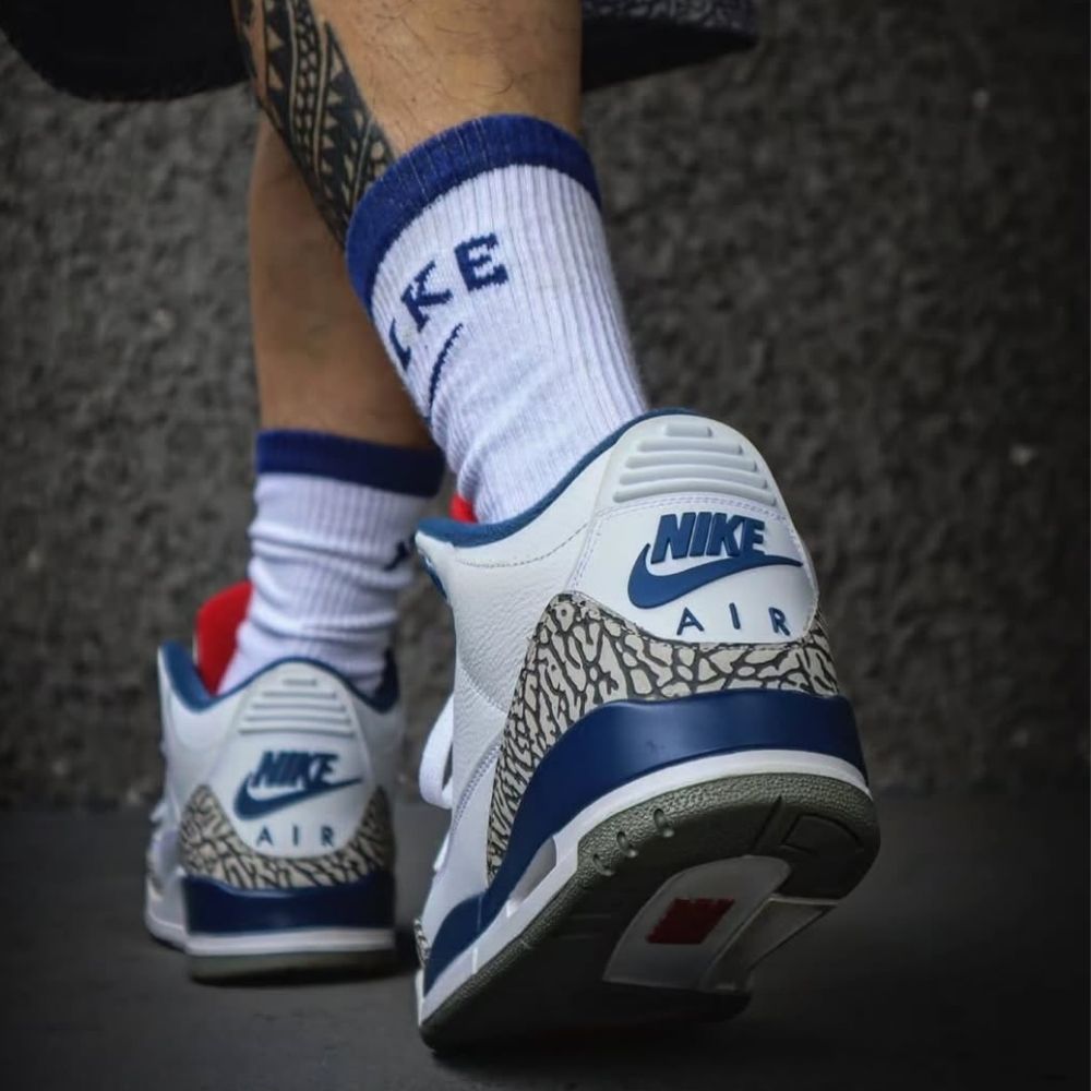 True Blue - Air Jordan 3 Retro 2026 - product image from the listing.